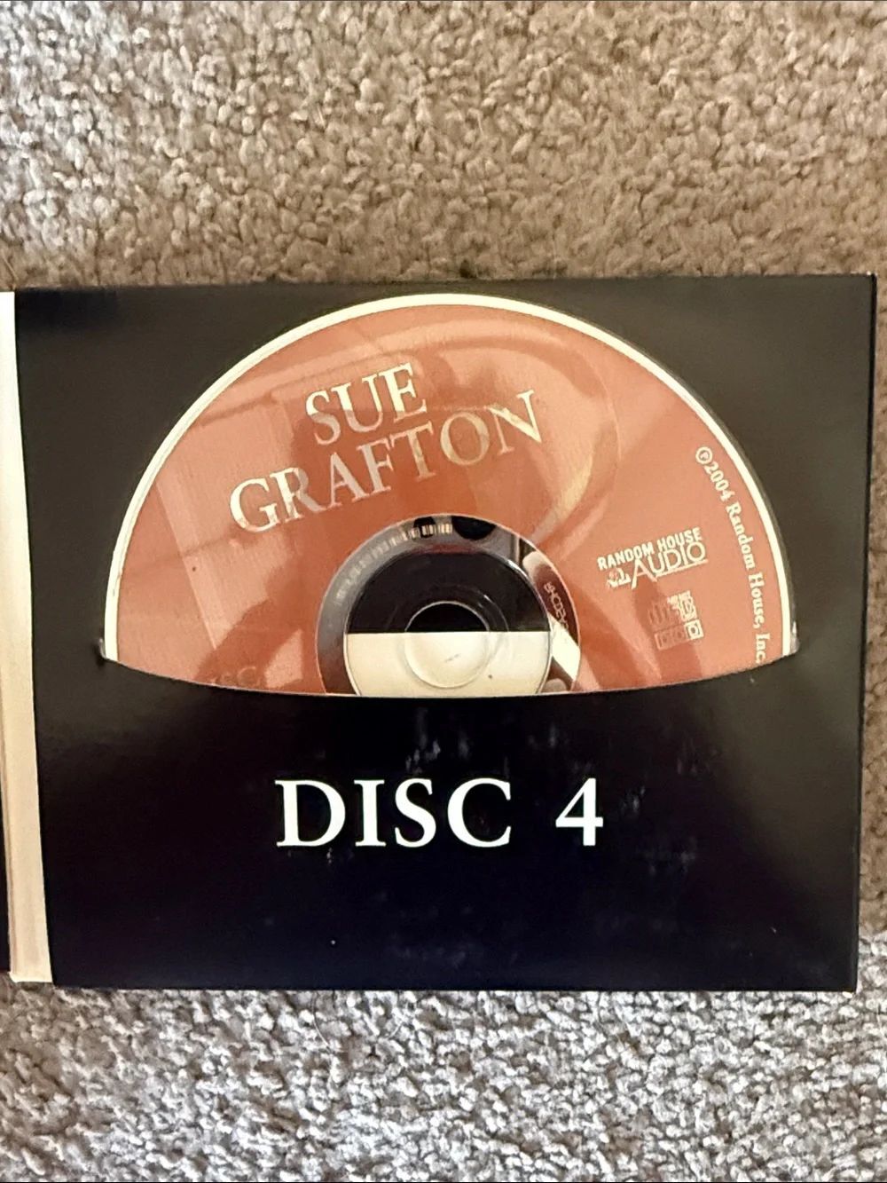 Sue Grafton "R Is for Ricochet" AudioBook! - Picture 5 of 7